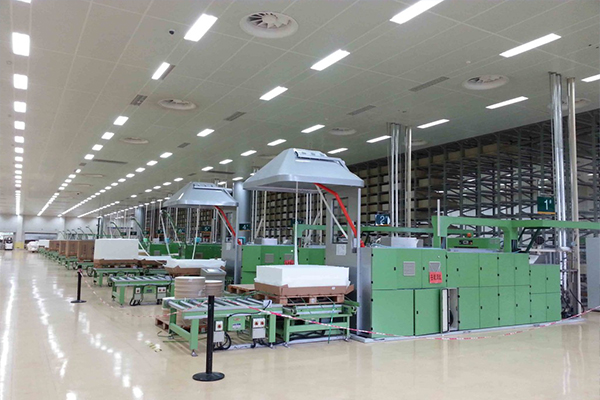 貴陽卷煙廠多聯機房采用可調式阻尼彈簧<a href='http://www.fffffm.com' target='_blank'><u>減震器</u></a>